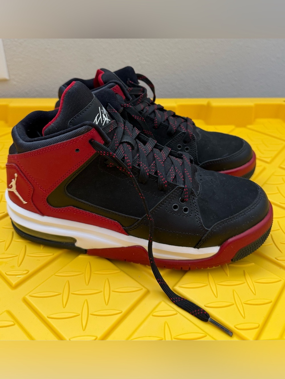 Jordan Flights Size 5.5Y